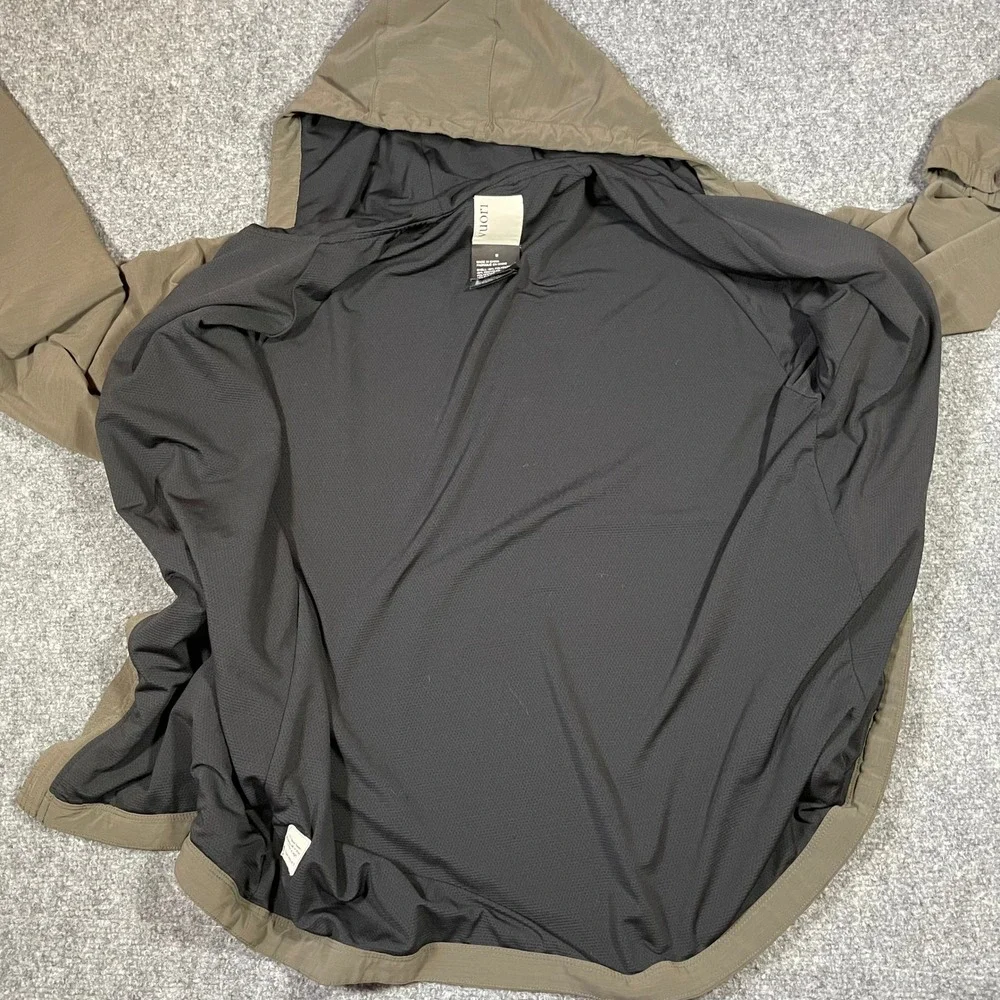 Vuori Elevate Kore Jacket Mens Medium Olive Green Performance Raglan Active